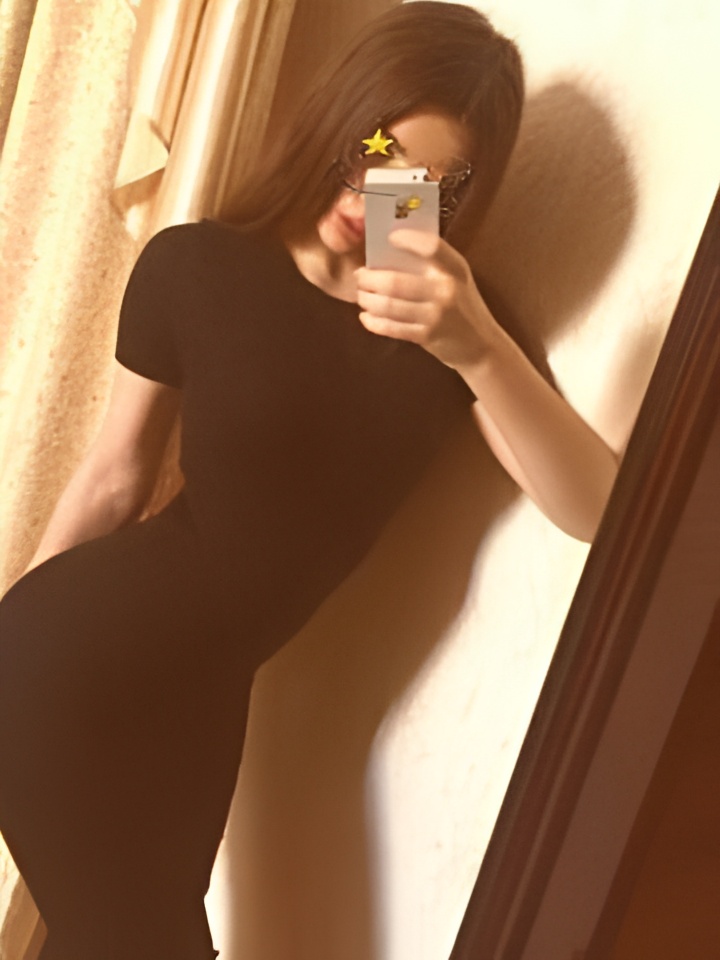 Эмма привлекальеная девушка из Пугачев цена от 4000 руб