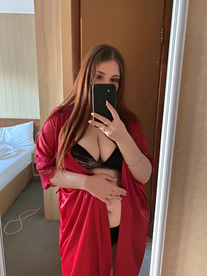 Галина привлекальеная девушка из Пугачев цена от 4000 руб