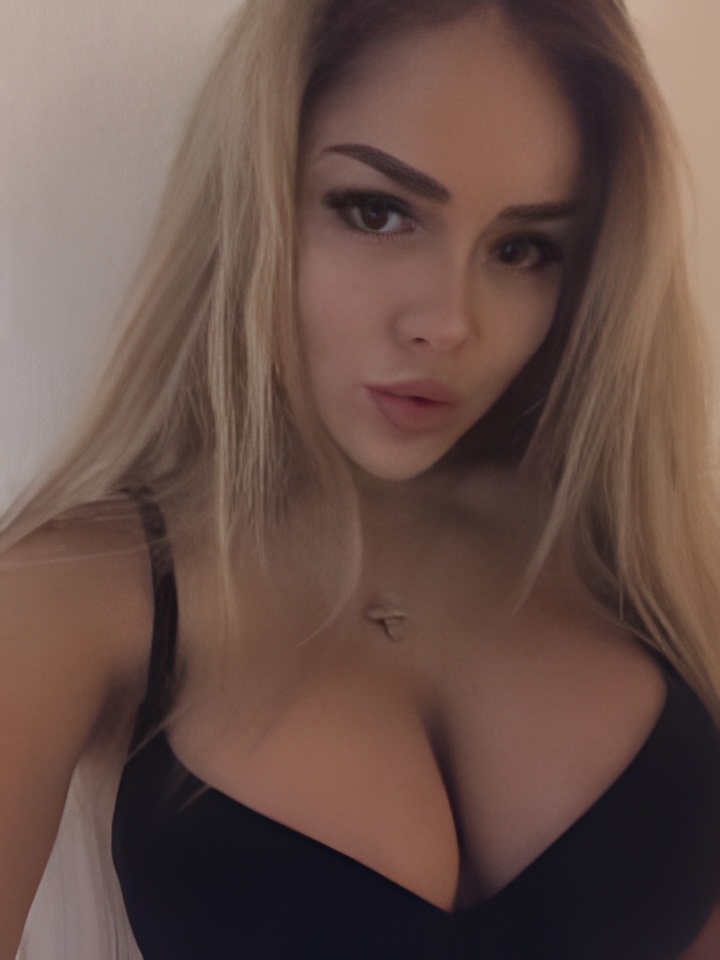 Галина привлекальеная девушка из Пугачев цена от 3000 руб