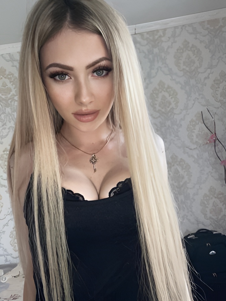 Юстина привлекальеная девушка из Пугачев цена от 4000 руб