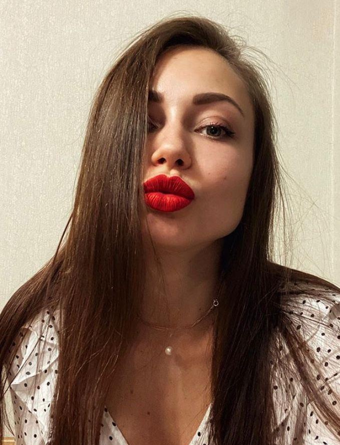 Индивидуалка 🎥 Софья, доступна для личного знакомства от 5000 руб