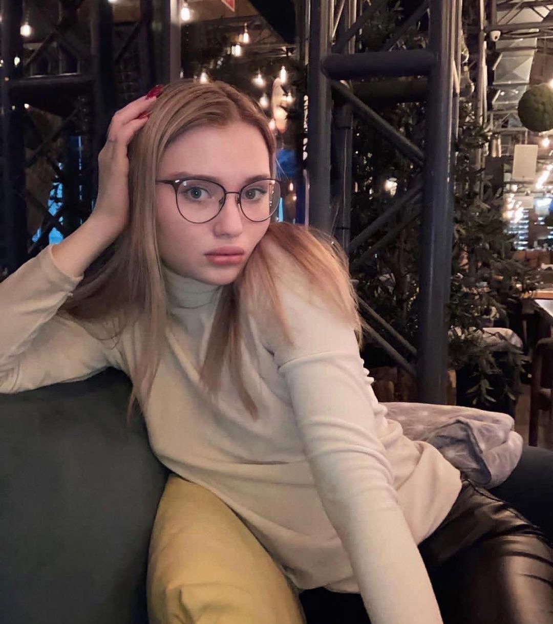 Марго привлекальеная девушка из Пугачев цена от 3000 руб