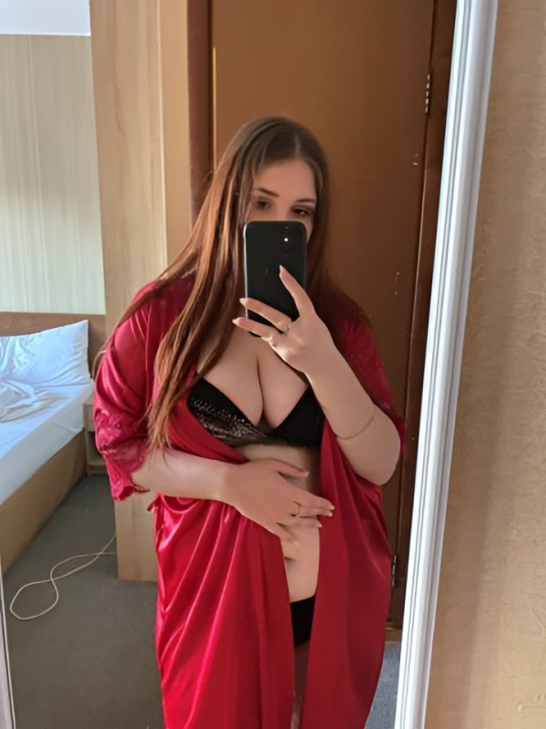 Галина привлекательная девушка из Пугачев цена от 4000 руб