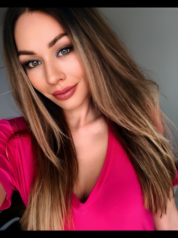 Ирина привлекательная девушка из Пугачев цена от 4000 руб