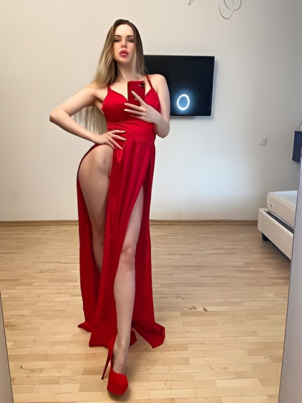 Олеся привлекательная девушка из Пугачев цена от 5000 руб