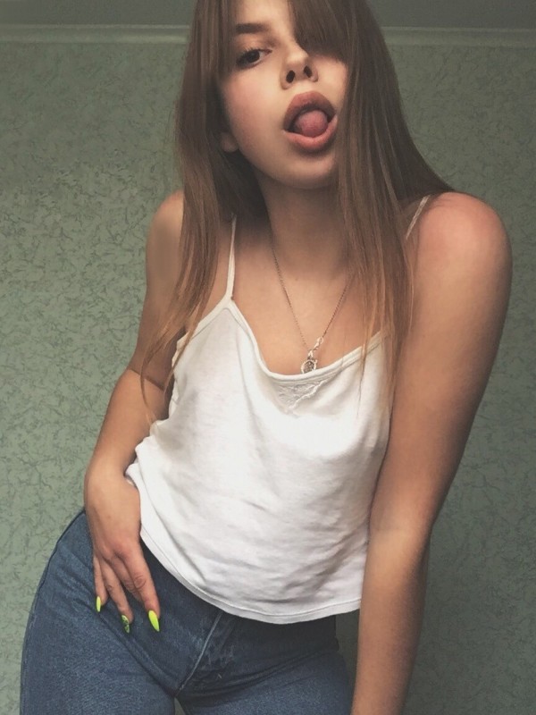 Клара привлекательная девушка из Пугачев цена от 3500 руб