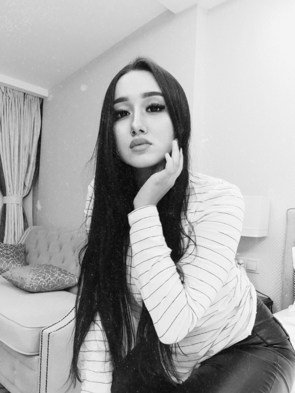 Светланка привлекательная девушка из Пугачев цена от 3500 руб