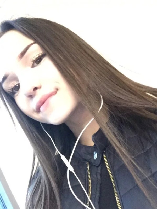 Светлана привлекательная девушка из Пугачев цена от 3000 руб