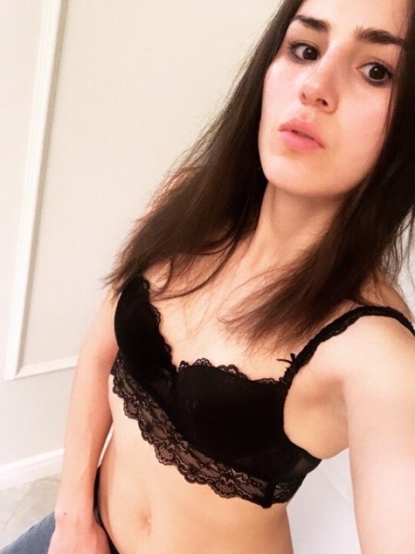 Люда привлекательная девушка из Пугачев цена от 4000 руб